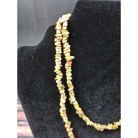 VTG Long Earth Tone Stone Beaded Necklace Green Pink Brown Knotted Closure Boho - Picture 3 of 5